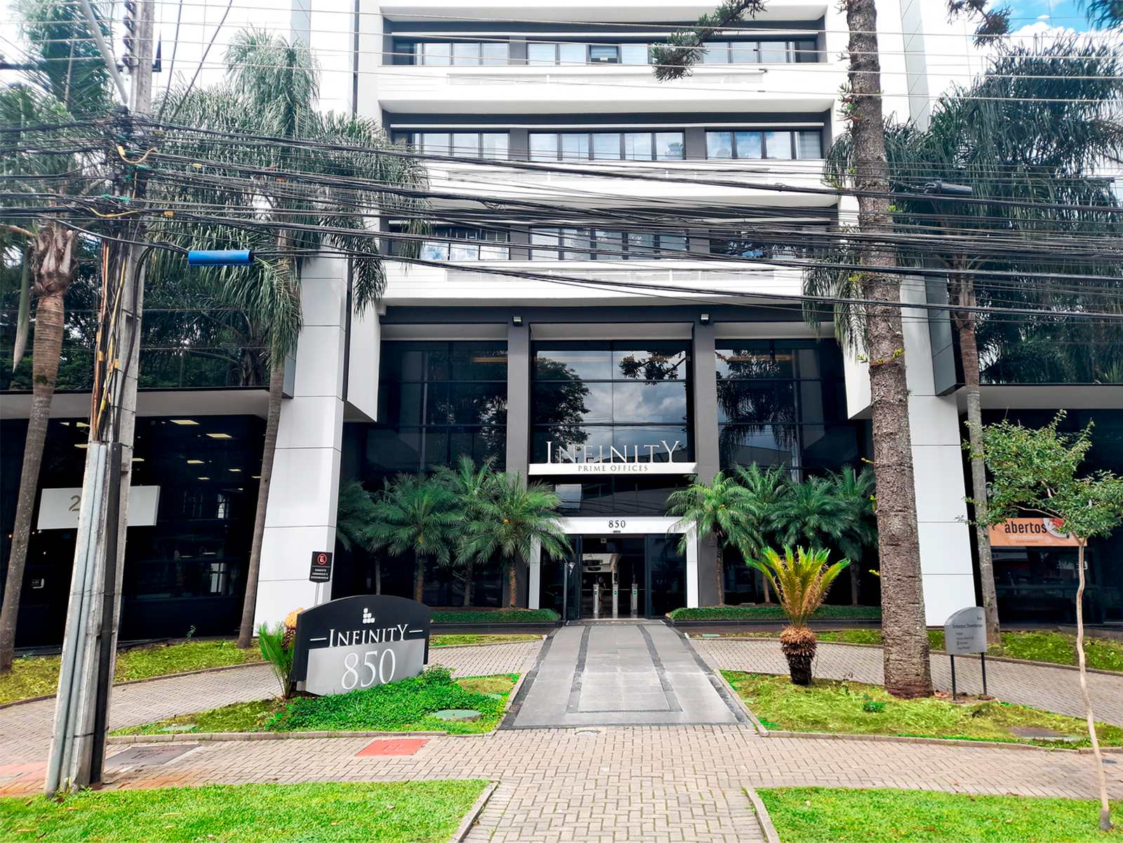 Fachada Edifício Infinity